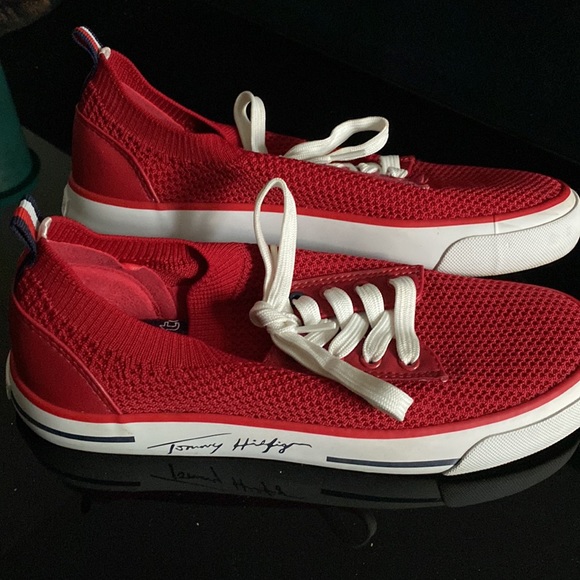 Red Tommy Hilfigers - Picture 6 of 7
